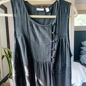 Hinge Crinkle Woven Top